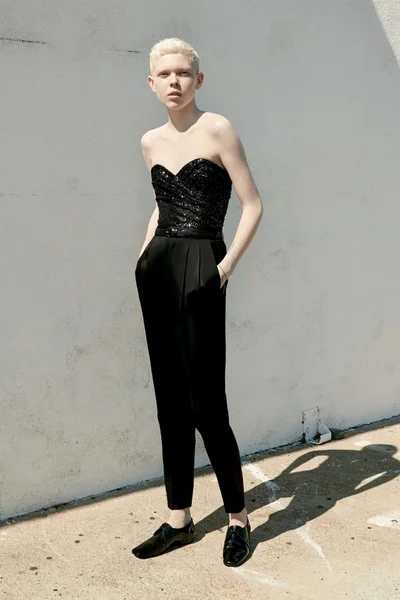Look 15